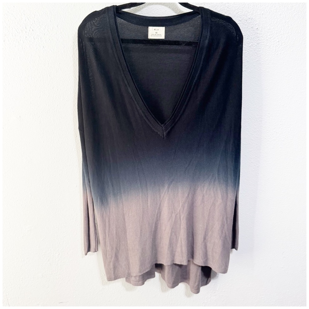 Pins and Needles hombre sweater semi sheer oversized size xs